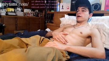 Gay_Twink_Guy  25-06-2021